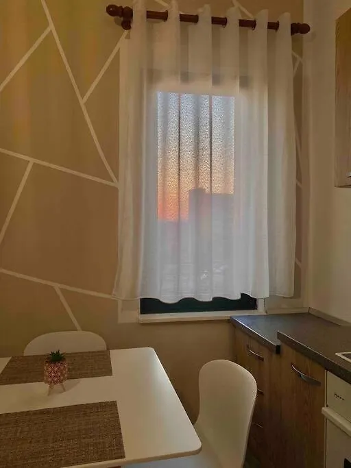2+1 Apartment - Tirana City Center 0*,